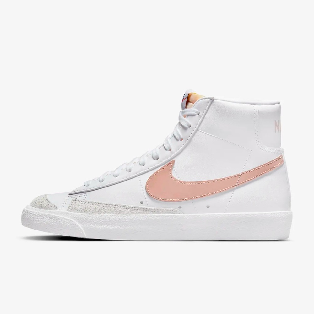 Nike Blazer Mid ‘77 Pink and White. Beautiful. High top
